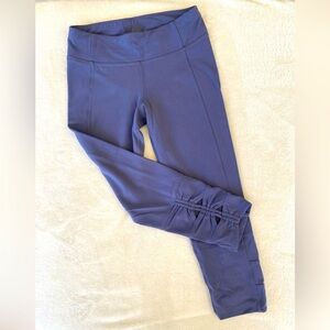💙Athleta Girls Leggings, capri, size M 8-10, includes Athleta tote